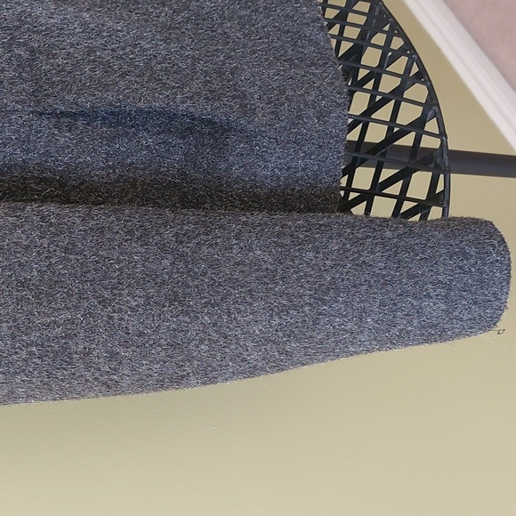 JONES NEW YORK, s.10, grey color jacket. Like new. - Picture 4 of 9